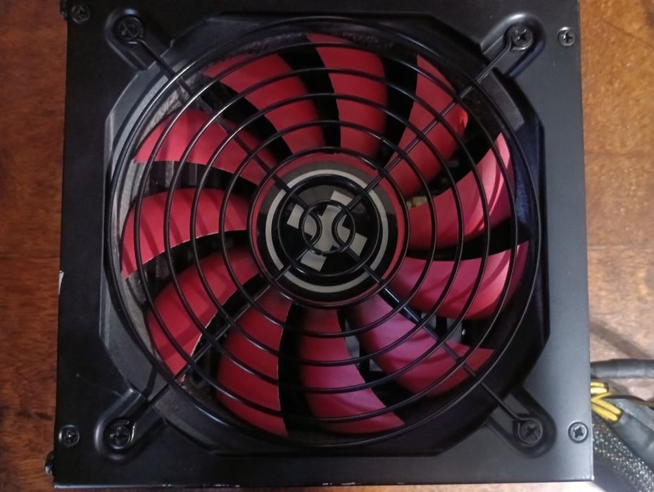 Блок живлення Xilence XP600