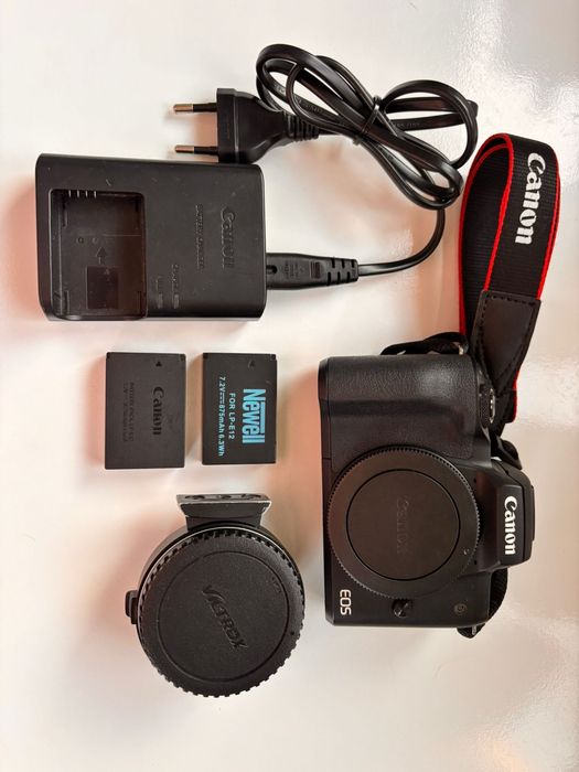Aparat Canon eos M50
