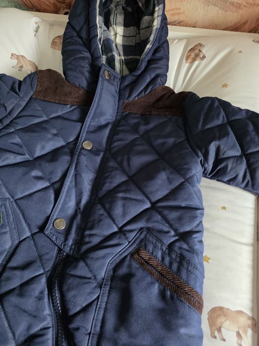 Ciepły kombinezon niemowlęcy marki Rothschild  rozmiar 62