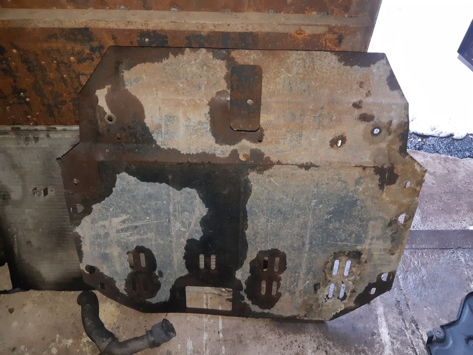 Защита двигателя киа церато cerato 2004-2012.Разборка киа церато.