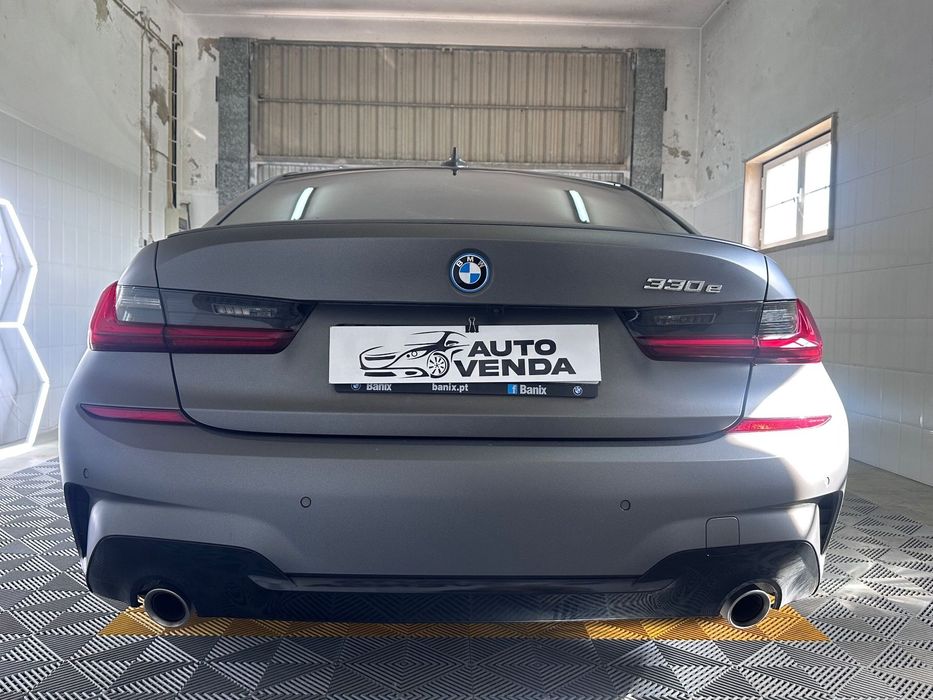 BMW 330 e Pack M Auto foto 5