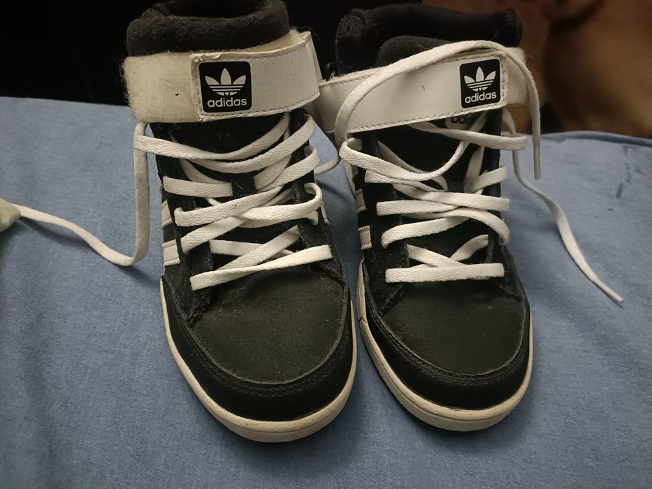 Tênis botas adidas criança N°35