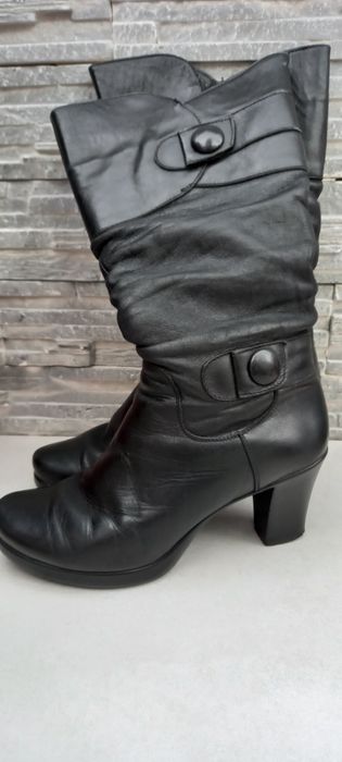 Продам сапоги зимние женские(40 размер)