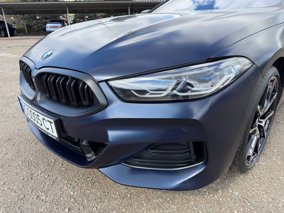 BMW 840D офіційний автомобіль
