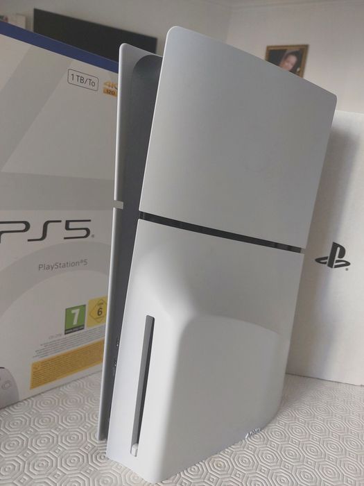 Playstation 5 standard com leitor disco