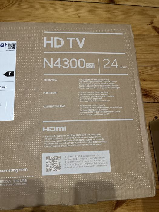 Nowy Samsung N4300 24 cale HD
