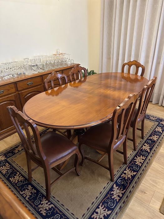 Mobilia de sala, madeira maciça, como nova