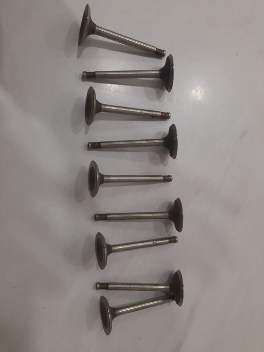 Впускні нові клапана мотоцикла урал 38мм ссср