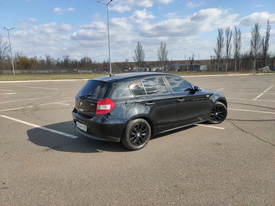 BMW 1 серии,2005г.1.6 бенз