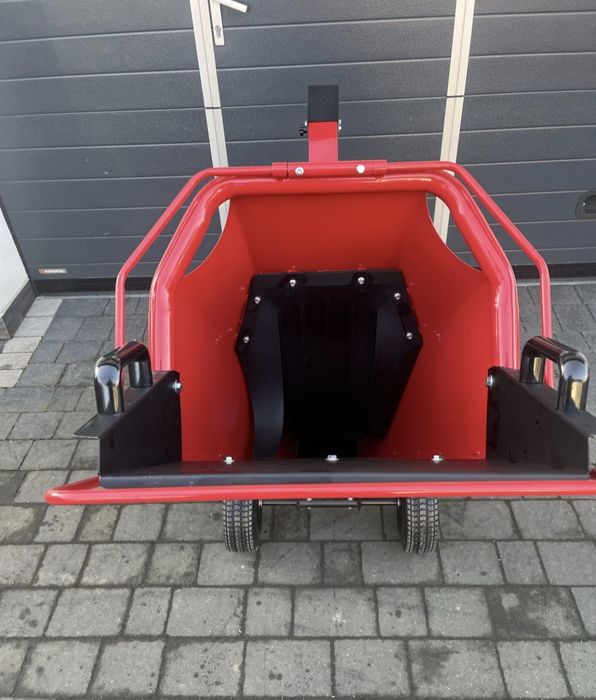 Rębak spalinowy Cedrus RB02