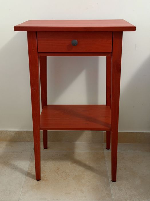 Mesa de cabeceira