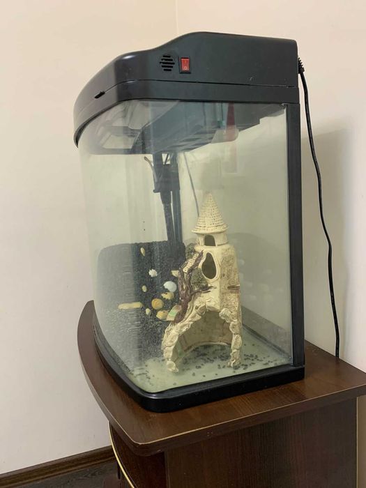 Продам акваріум 70 л