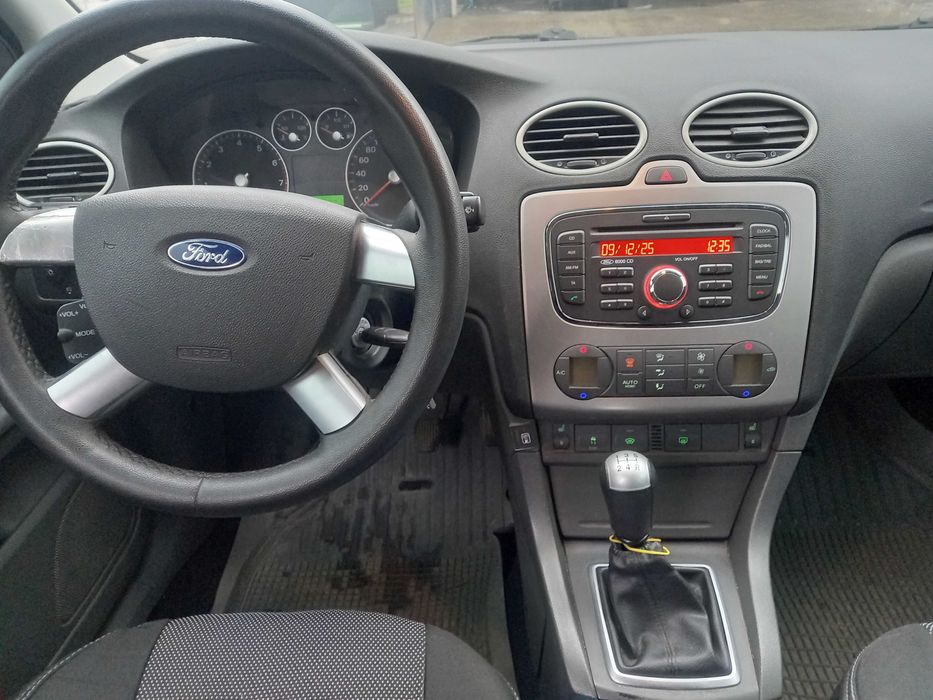 Форд фокус 1.6 бензин-газ