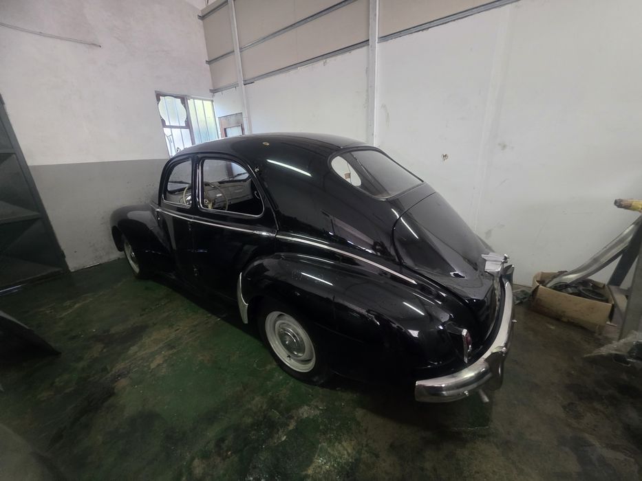 Peugeot  203, Ano de 1953