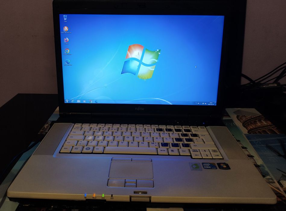 Laptop Fujitsu Siemens Lifebook E780