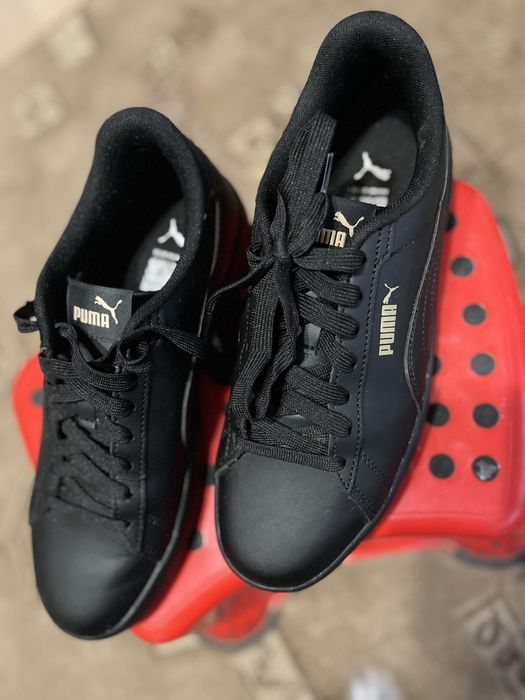 Кеди шкіряні жіночі Puma 39 розмір