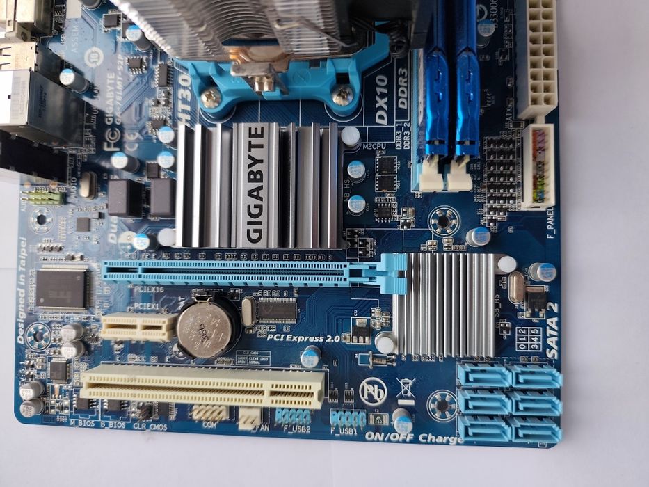 Комплект GIGABYTE AM3+, FX-8300, HYPERX 16GB