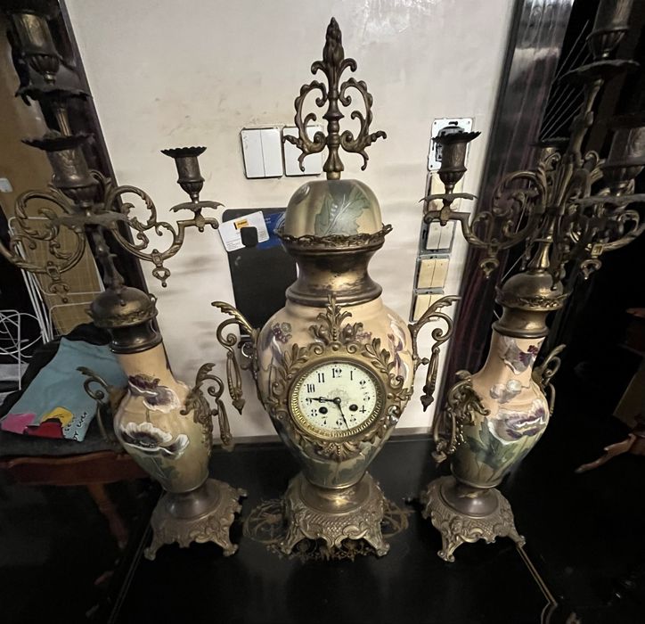 Zestaw zegar , dwa kandelabry wiekXIX ok 1870