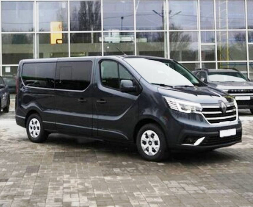 Оренда  мікроавтобуса з водієм.8 пас.місць. Перевезення Київ,Україна.