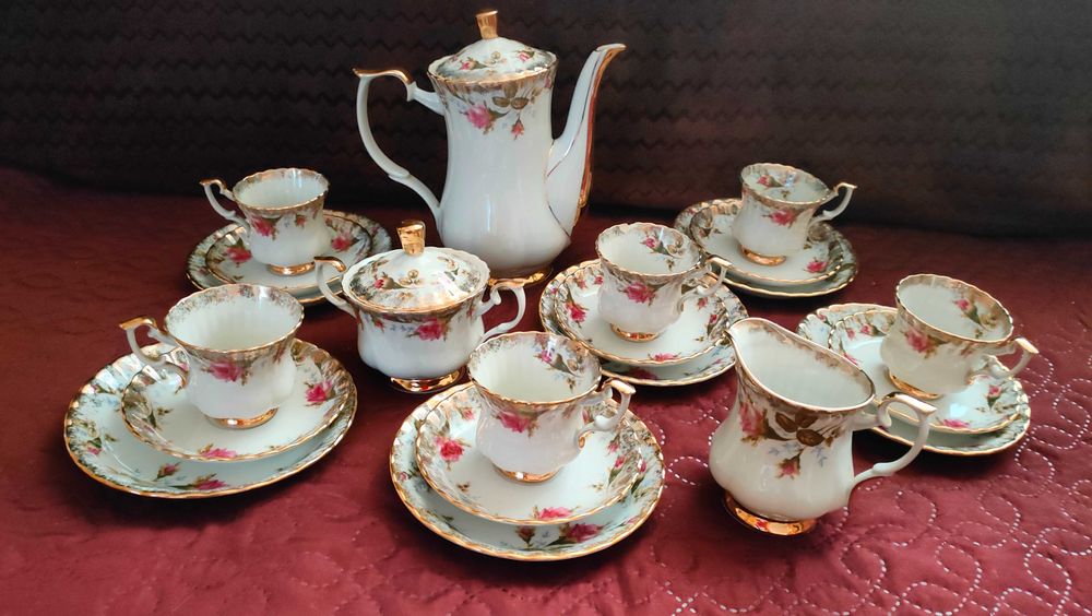 Serwis kawowy porcelanowy Iwona Chodzież