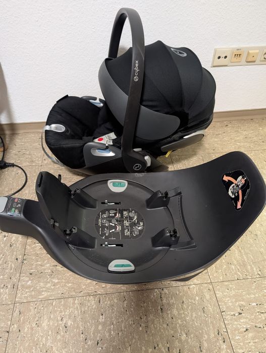 Cybex cloud Z I-Size автокрісло і база  комплект
