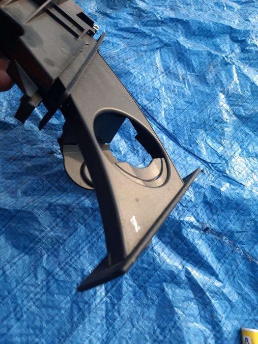 Cup Holder Lewy Kierowcy E60 E61 Europa Kompletny Sprawny