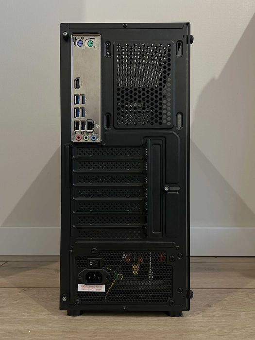 ПК: AMD Ryzen 7 5700G 3.8GHz / B450M K / 32GB DDR4 / SSD 500GB / 650W