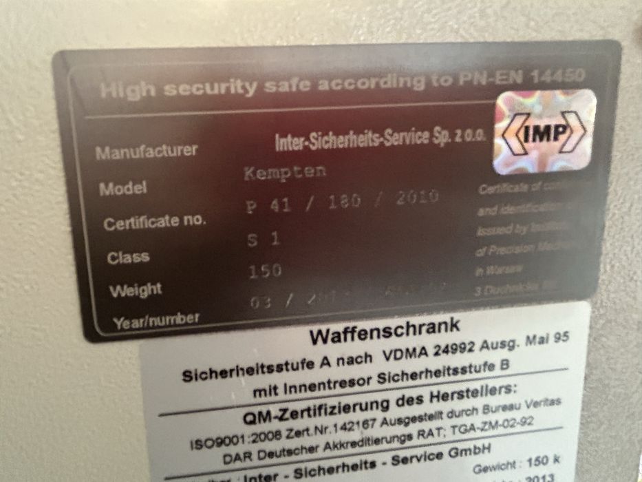 Szafa na Broń marki ISS, model Kempten klasy S1