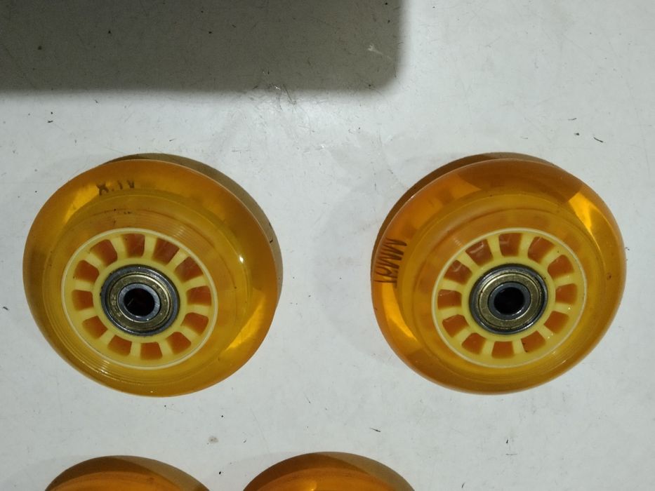 Kółka kauczukowe do rolek 76 mm ABEC 5