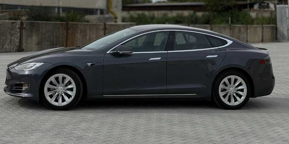 TESLA model s 2018