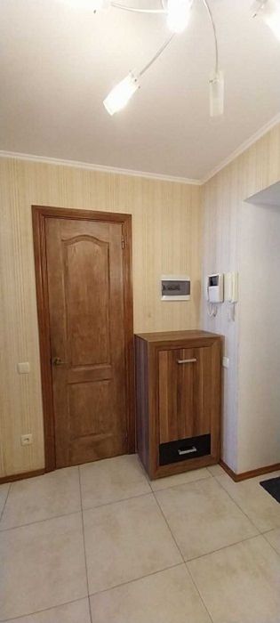 Продам квартиру на ул. Высоцкого — с ремонтом, мебелью и техникой.