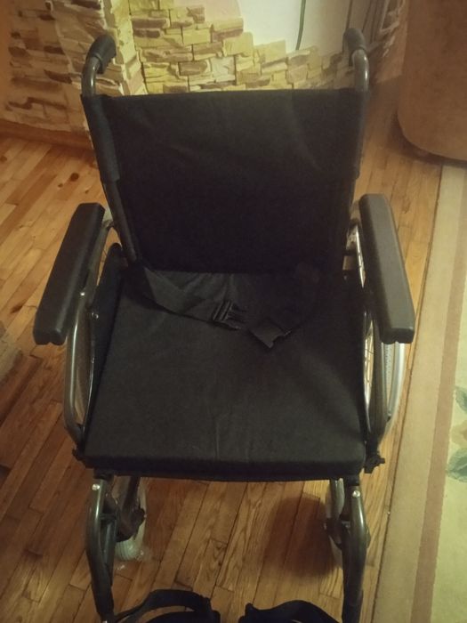 Крісло ,Візок інвалідний новий!