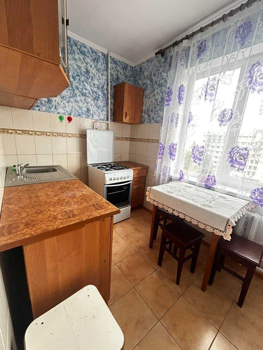 Продаж 1к.квартири,район Площа 31.1 кв.м.Виставка.