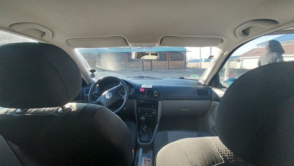 Гольф 4 газ/бензин 1.6 16 клапаний можливий обмін на автомат к на к