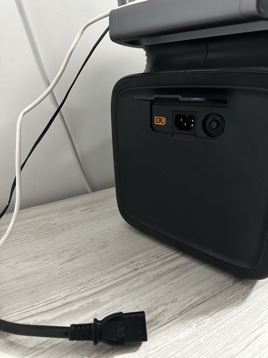 зарядна станція Growatt