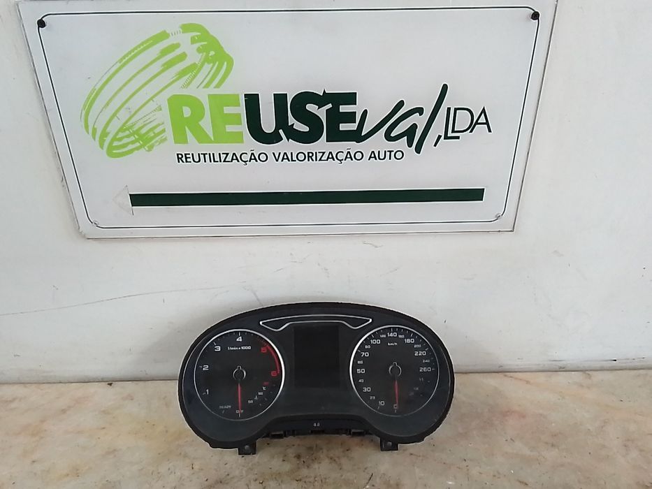 Quadrante / painel de instrumentos AUDI A3 Limousine (8VS, 8VM)