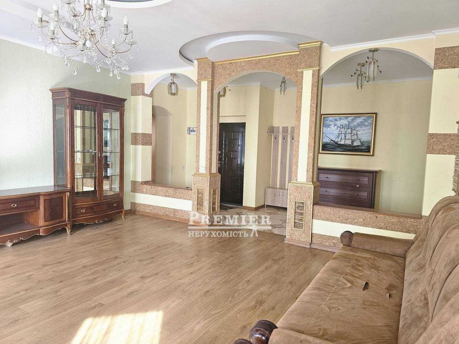 У продажу 3 кімн. квартира квадрат моря