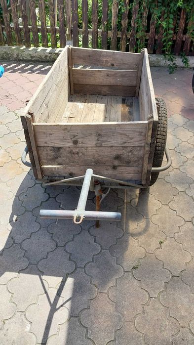 Wózek drewniany dwukołowy