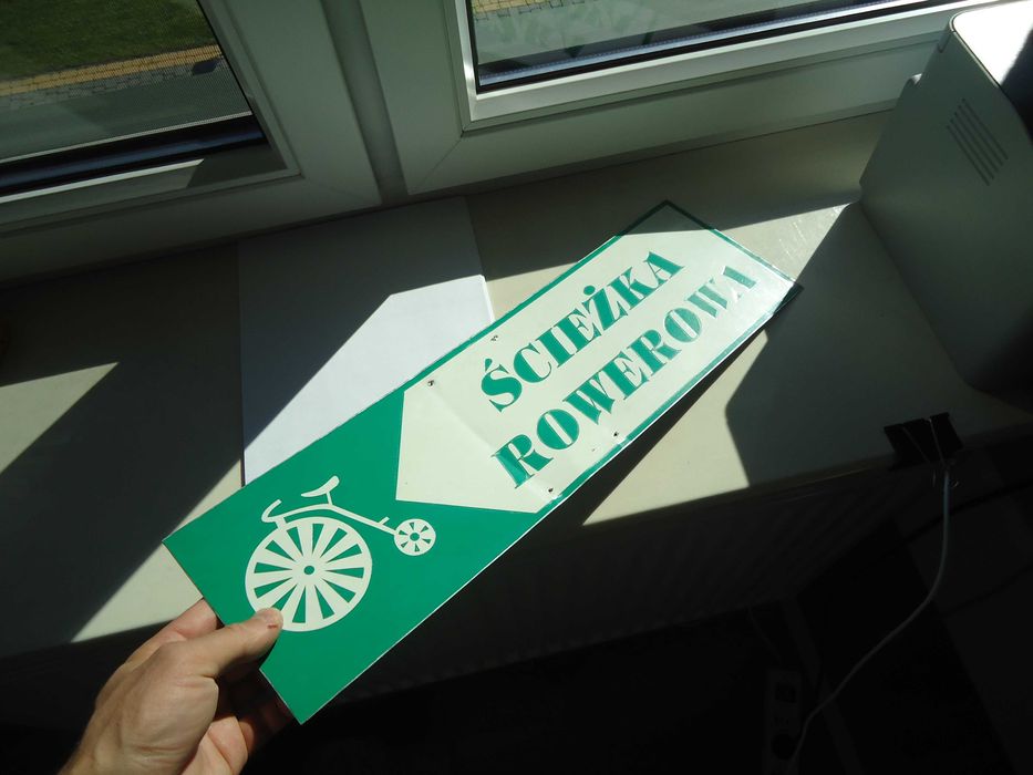 Metalowa tabliczka ścieżka rowerowa