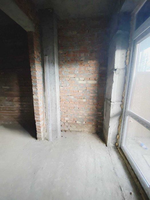 Продам нежитлове приміщення.Жк 7-я/ Сім'я.с.Щасливе.Офіс.Магазин.