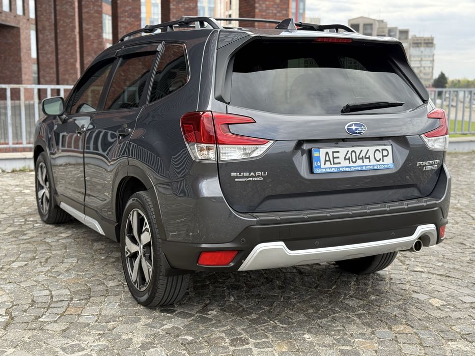 Продам Subaru Forester Touring