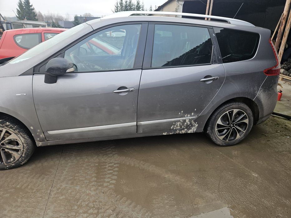 Renault Scenic III TEKNG 1.2 tce części