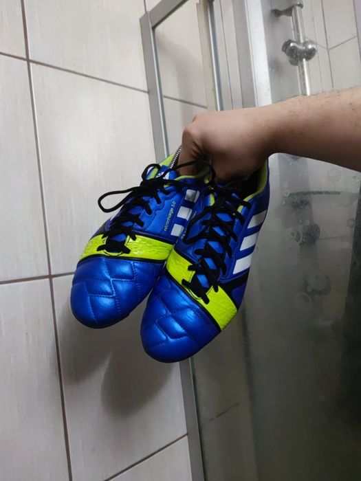 Męskie buty 43 piłkarskie adidas Nitrocharge 3.0 FG, przeznaczone do g