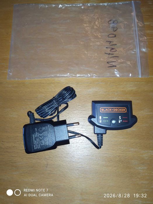 ## Carregador Black Decker modelo s010qv2400040 ##
