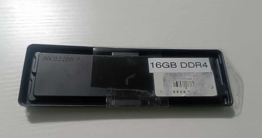 1x 16GB Ram DDR4 Samsung Desktop