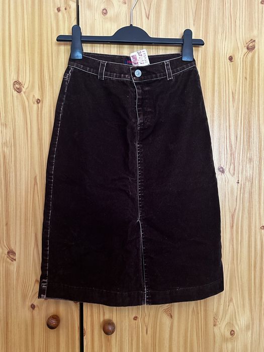 Saia lápis vintage. Nova com etiqueta