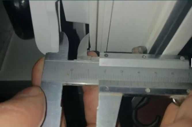 Защелка 2шт, фиксатор, блокиратор на пластиковые окна, двери BSL