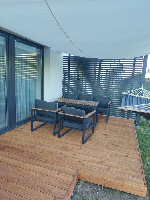 pergola drewniana BSH architektura ogrodów taras zadaszenie poliwęglan