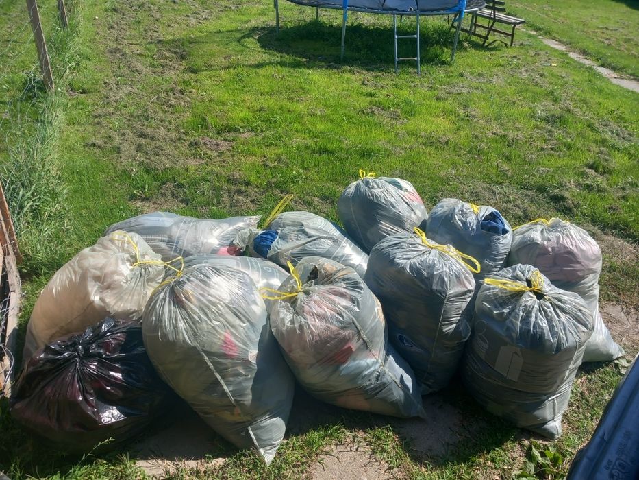 Ciuchy sprzedam polecam