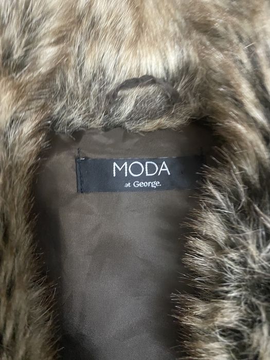 futro brazowe bezrekawnik